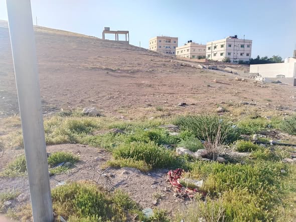 فرصة استثمارية: أرض سكنية مميزة للبيع في الزرقاء - جريبا