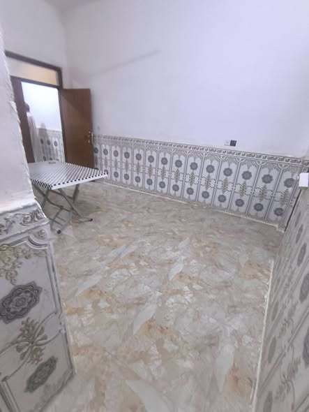 مشتمل أرضي فاخر للإيجار في أم الخيل - 4
