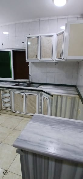 شقة فاخرة للإيجار في المفرق