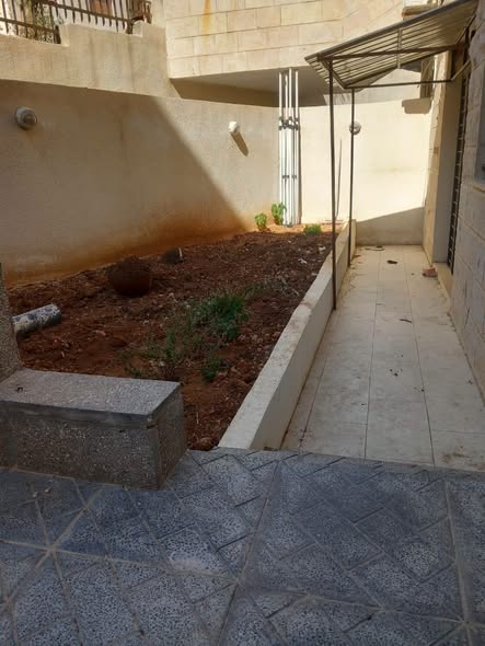 شقة مفروشة للإيجار في الحاردنز - طابق شبه أرضي
