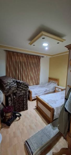 شقة أرضية فاخرة مع حديقة في مرج الحمام - ام السماق الجنوبي - 4