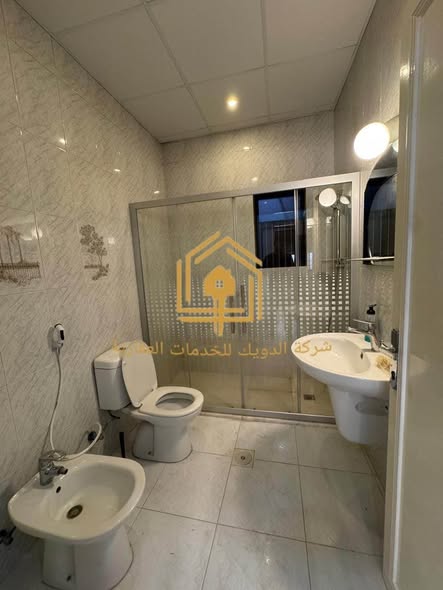 شقة فاخرة للإيجار في الرابية