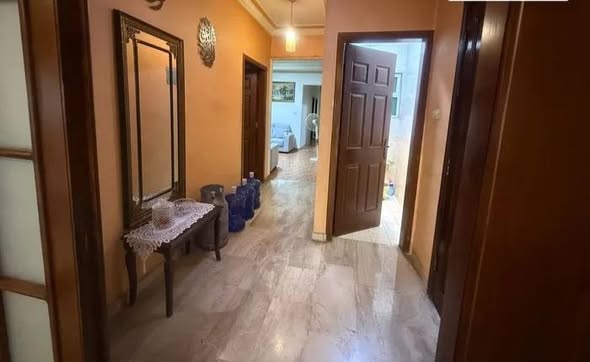 شقة فاخرة مفروشة للبيع في الجاردنز - 3