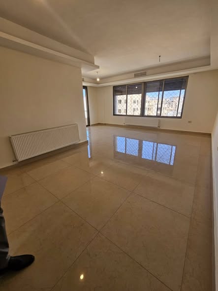 شقة فاخرة للإيجار في خلدا - 215م² - 2