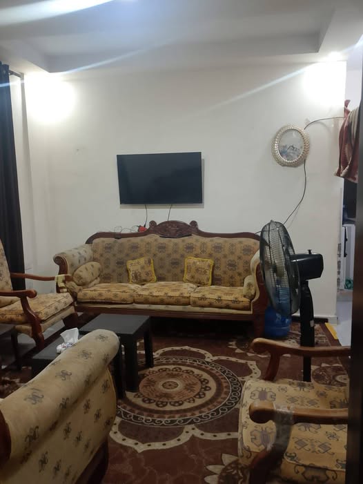 شقة فاخرة للبيع في إربد بموقع مميز