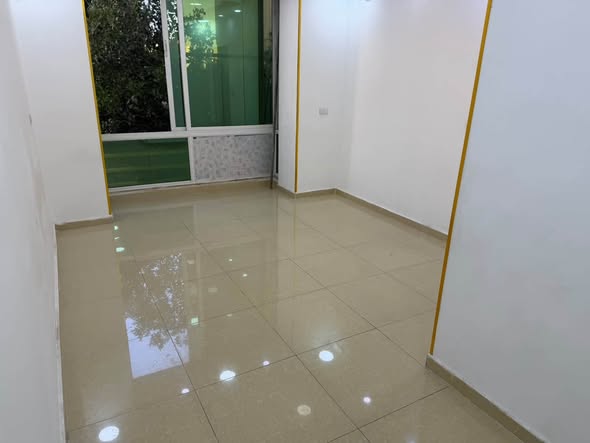 شقة للإيجار على شارع الجامعة (الجامعة الأردنية) بمساحة 140م - 3