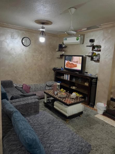 عمارة تجارية كاملة للبيع في الزرقاء الوسط