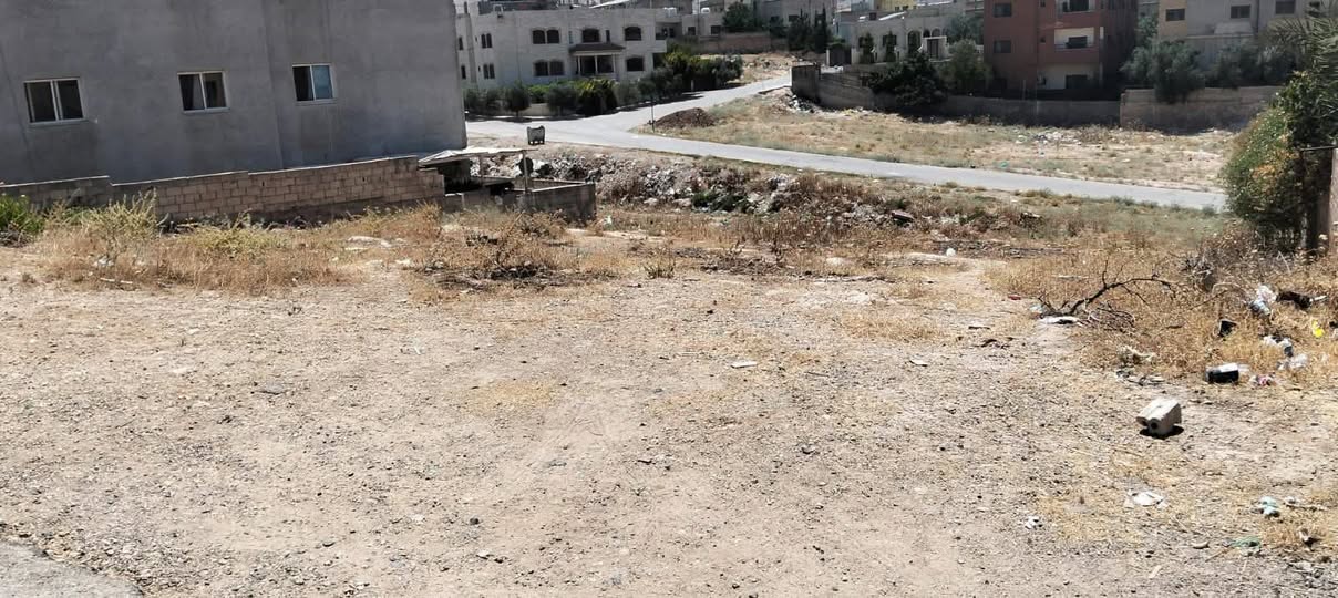 فرصة استثمارية ذهبية: أرض سكنية مميزة في عين الباشا