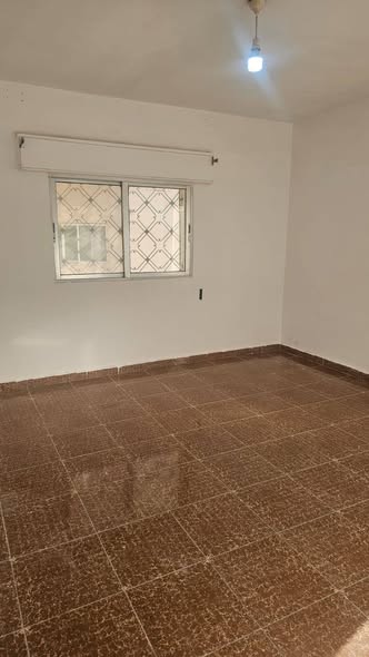 شقة عائلية فسيحة للإيجار في إربد – زبدة - 5