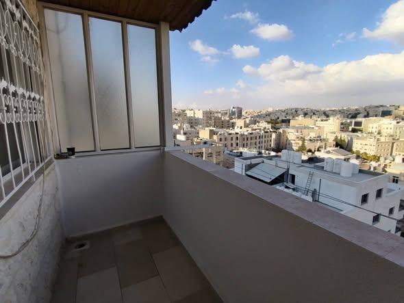 شقة فاخرة مع إطلالة دائمة للبيع - 3