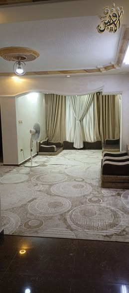 شقة طابقية واسعة للبيع بخصم خاص - 4