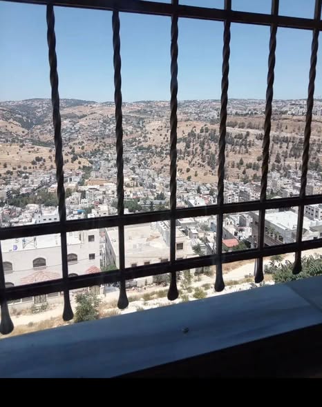شقة شبه أرضي فاخرة للإيجار في البيادر