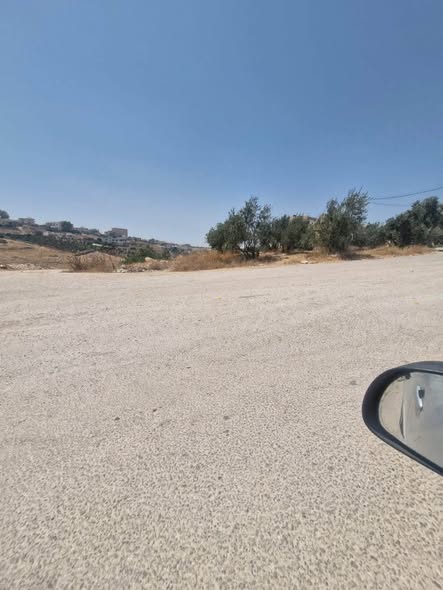 قطعة أرض سكنية مميزة للبيع في إربد – شارع فوعرا - 3