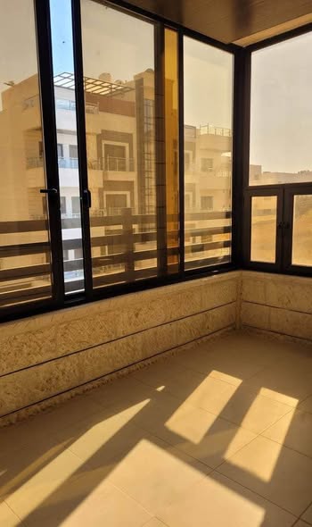 دوبلكس فاخر للايجار مع روف في حي المنصور - 3