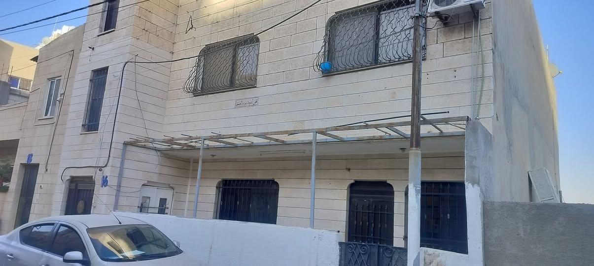 عمارة استثمارية للبيع في طبربور