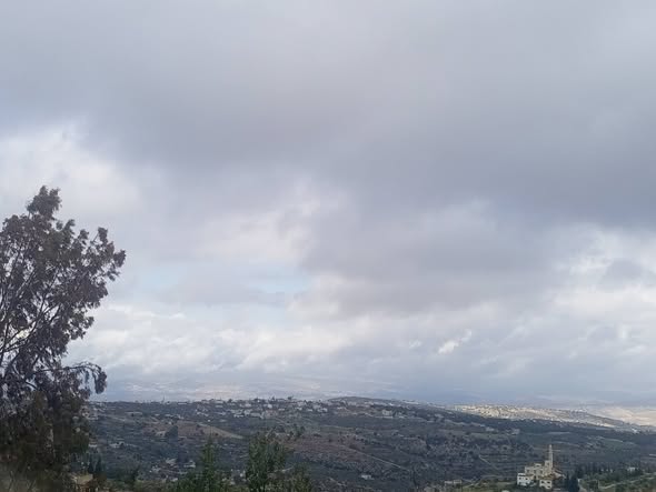 أرض استثمارية مميزة في السلط مع إطلالة بانورامية
