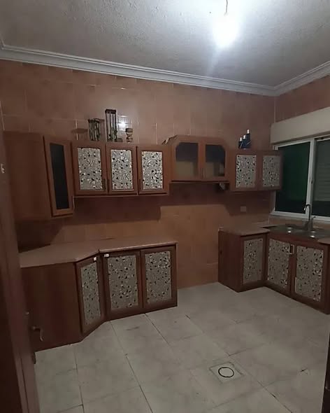 شقة مخدومة للإيجار قرب شارع الجامعة (الجامعة الأردنية) - 5