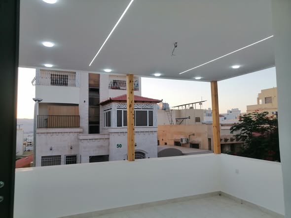 شقة فاخرة للبيع في العقبة