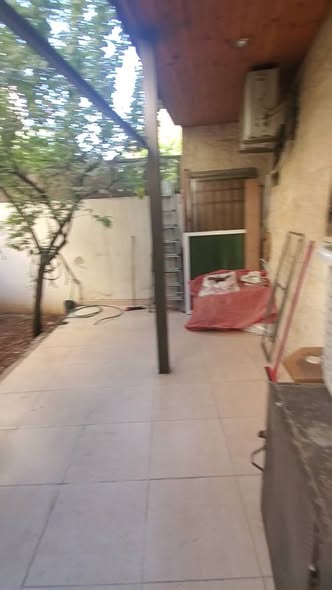 شقة شبه أرضية فاخرة مع حديقة في الجاردنز