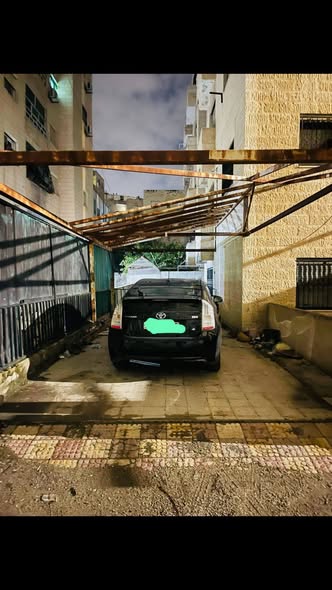 فرصة استثمارية نادرة: بيت استثماري للبيع في تلاع العلي - 2