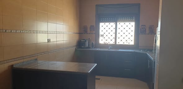 شقة فاخرة للإيجار في القويسمة