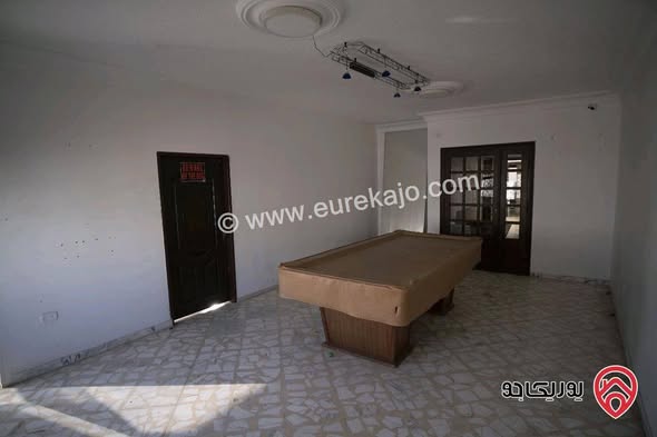 شقة فاخرة للإيجار في الصويفية – 240م