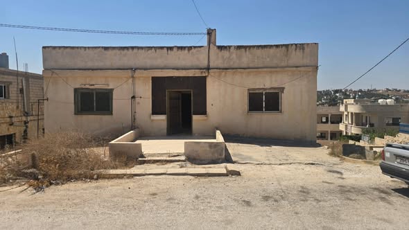 بيت مستقل فاخر للبيع في إربد كفريوبا