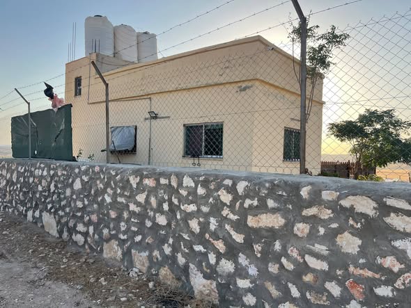 مزرعة للبيع في بلعما مع بيت ريفي مفروش - 5