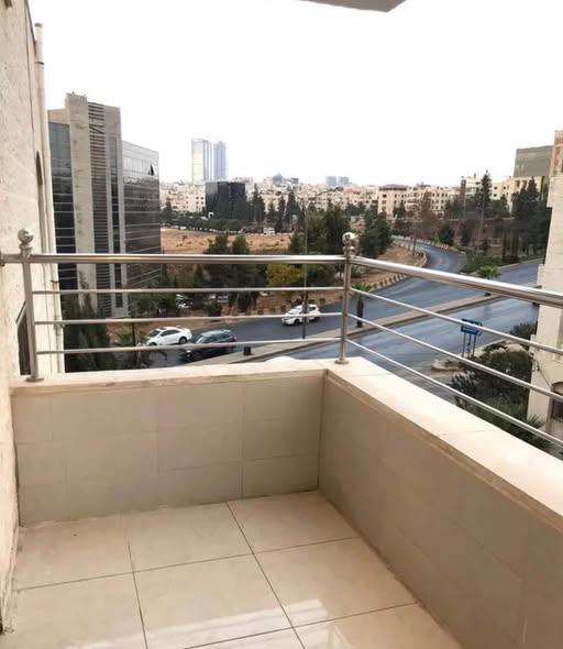 شقة أنيقة للإيجار في دير غبار — 140م² - 4
