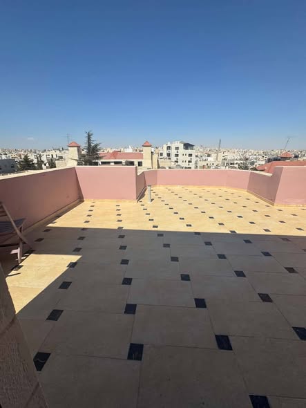 روف فاخر للإيجار في الرابية - 2