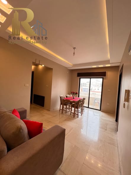 شقة للبيع في حي الصحابة - سعر مغري جداً