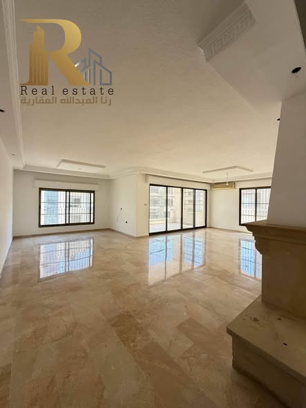 شقة فاخرة واسعة 350م² في دير غبار – 4 ماستر - 2