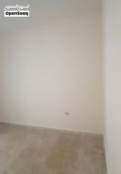 شقة فارغة للإيجار في أبو نصير - 3 غرف و3 حمامات - 2