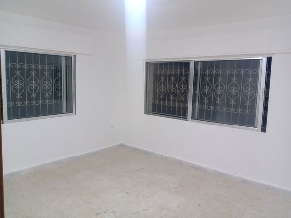 شقة فاخرة للإيجار في إربد - 2