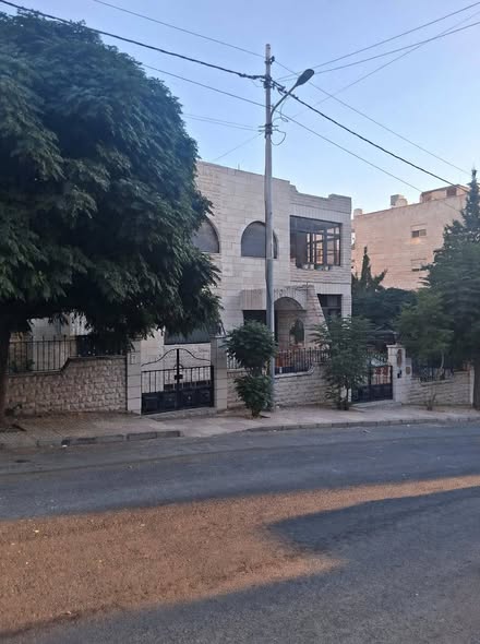 عمارة استثمارية للبيع في صويلح - 365 ألف دينار - 3