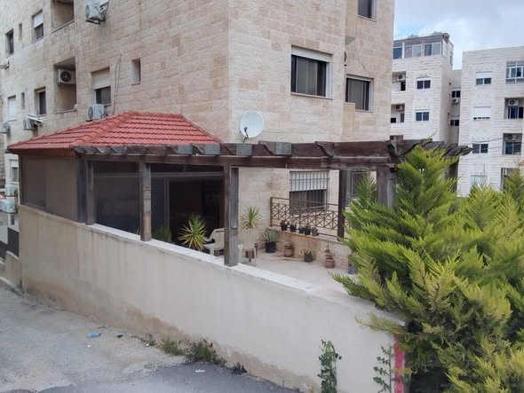 شقة فاخرة للبيع في الجبيهة - مفروشة بأثاث طبيعي - 5