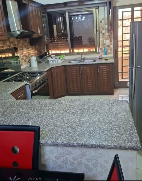 شقة فاخرة للإيجار في شفا بدران - 2