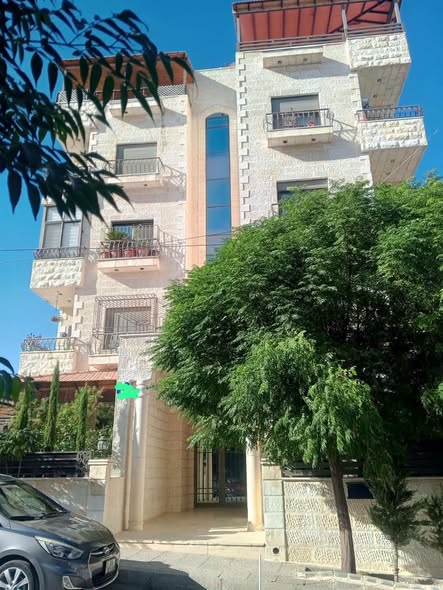 شقة فاخرة للبيع في السابع بعمان بلمسة راقية