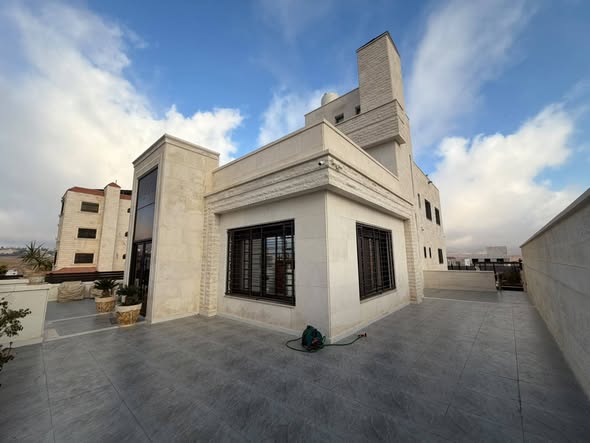 فيلا فاخرة للبيع في شفا بدران - 5