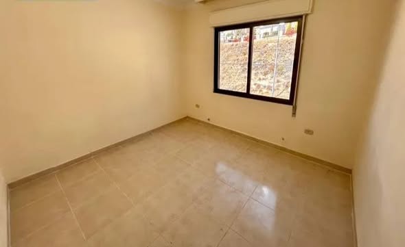شقة فارغة للإيجار في الجبيهة - عمارة عائلات - 5