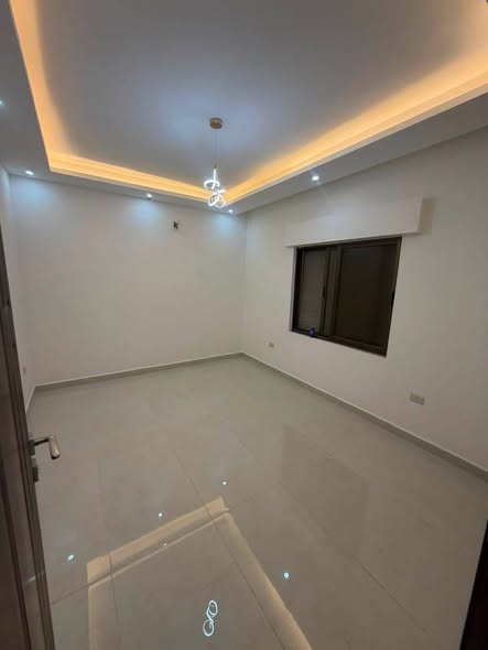 شقة فاخرة جديدة لم تسكن في أبو نصير - 5