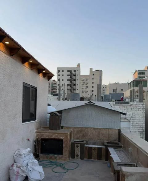 شقة روف جديدة فارغة للإيجار في ابو نصير - 3