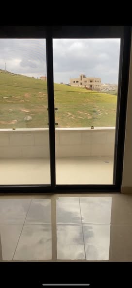 شقة فاخرة للبيع في شفا بدران - 2