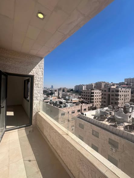 شقة فاخرة للبيع في تلاع العلي بموقع استراتيجي - 5
