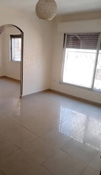 شقة فاخرة للإيجار في عبدون - 4