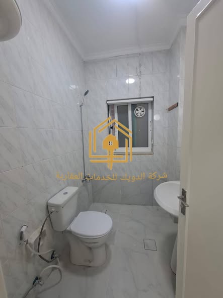 شقة فارغة للايجار في الرابية - 4