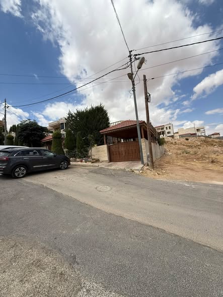 فيلا مستقلة فاخرة في شفا بدران - لقطة بسعر 220 ألف - 2
