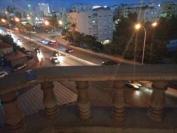 شقة فاخرة للبيع في دير غبار - 2