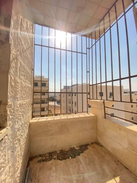 شقة جديدة للبيع في إربد – الرهبات الوردية - 3