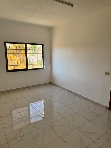 شقة عائلية للايجار في جبل الزهور - طابق ثاني - 5